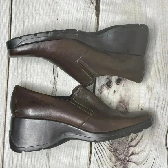 Easy Spirit Women’s Leather Slip On Shoes 7M Brown Wedge Diane’s - Picture 4 of 9